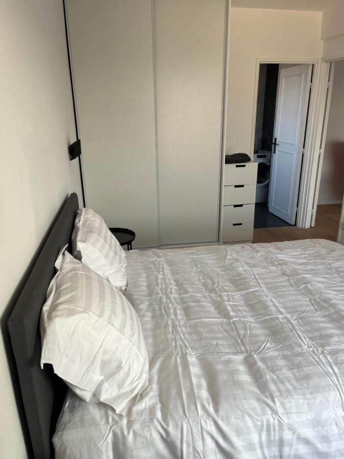 Appartement De Charme Sur Les Toits De Boulogne ! エクステリア 写真