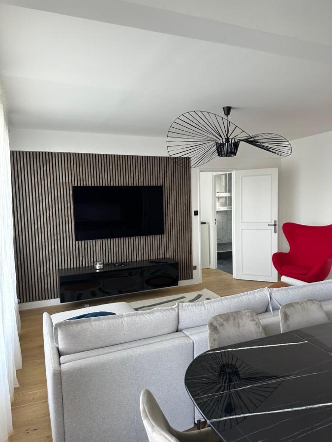 Appartement De Charme Sur Les Toits De Boulogne ! エクステリア 写真